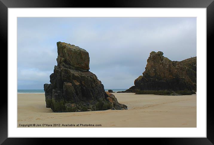 HEBRIDES  GARRY BEACH NORTH TOLSTA 25 Framed Mounted Print by Jon O'Hara