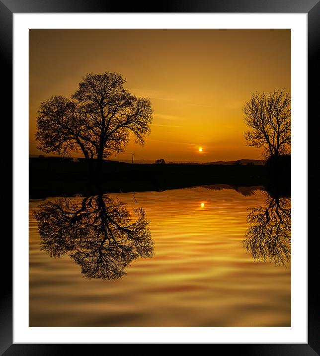 Sunset at Holbrook Framed Mounted Print by Alan Matkin