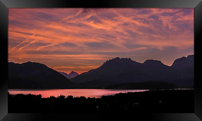Mountain silhouettes Framed Print by Martin Beerens