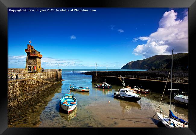 Lynmouth Harbour looking out to sea Framed Print by Steve Hughes