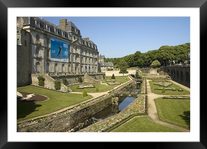 Chateau de l Hermine, Vannes, Brittany, France Framed Mounted Print by Simon Armstrong