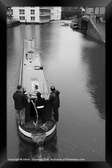 Camden Lock Narrow Boat Framed Print by Urban Shooters PistolasUrbanas!