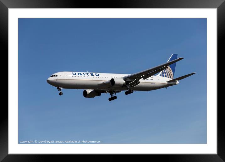 United Airlines Boeing 767 Framed Mounted Print by David Pyatt