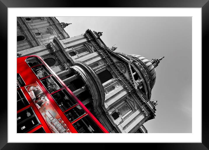 St Pauls Cathedral London Framed Mounted Print by David Pyatt