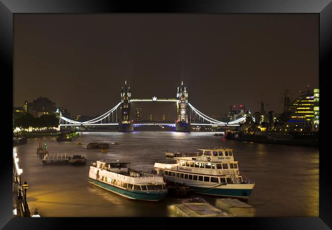 The River Thames Framed Print by David Pyatt