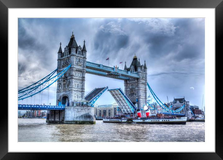 Tower bridge and the Waverley  Framed Mounted Print by David Pyatt