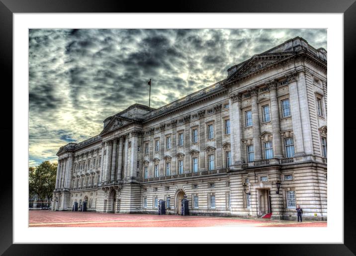 Buckingham Palace Framed Mounted Print by David Pyatt