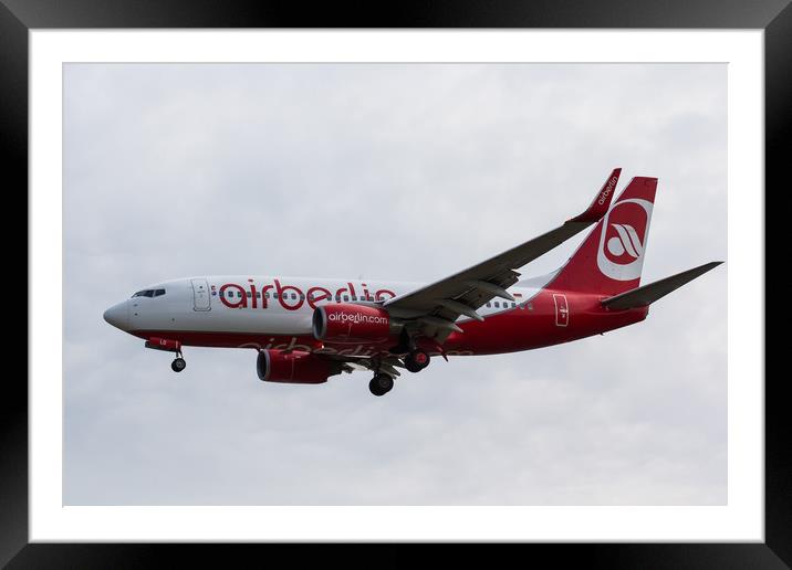 AirBerlin Boeing 737 Framed Mounted Print by David Pyatt