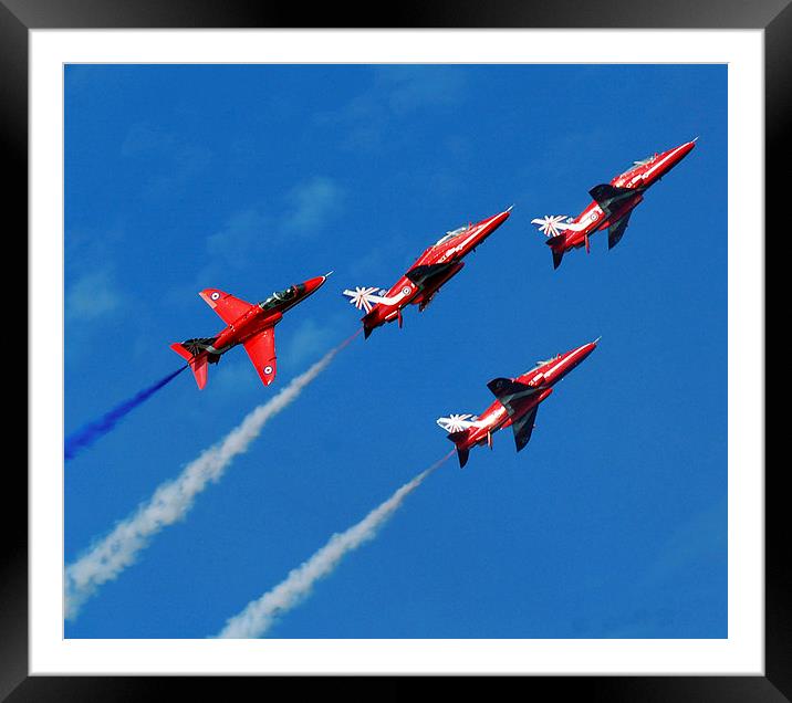  red arrows Framed Mounted Print by eric carpenter