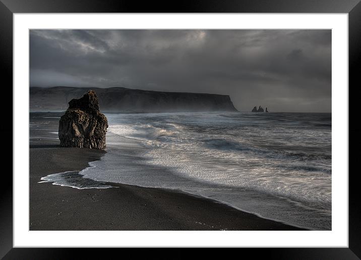 Black Sands of Vik Framed Mounted Print by Ian McMurray