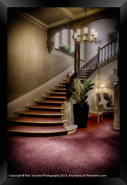 THE STAIRCASE Framed Print by Rob Toombs