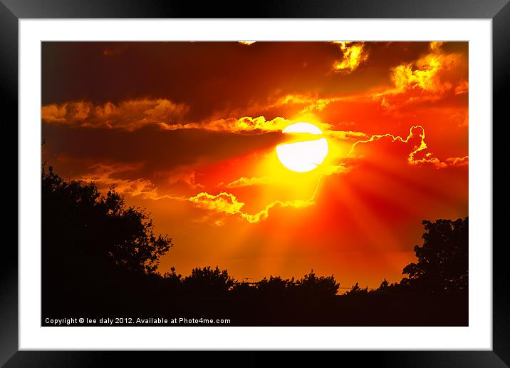 Evening Sundown. Framed Mounted Print by Lee Daly