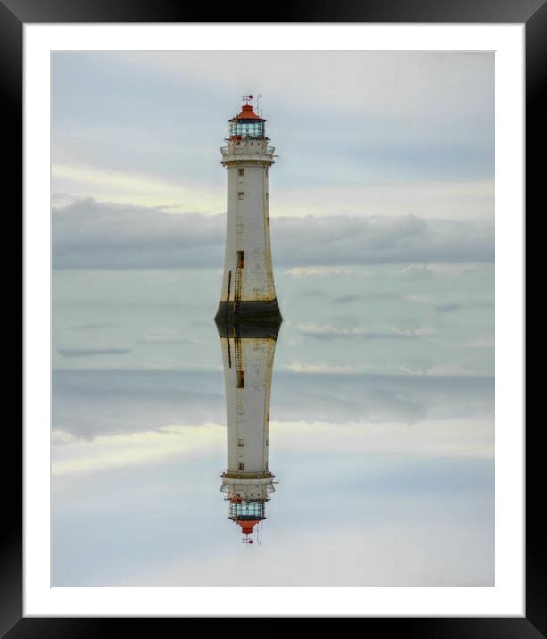 perch rock lighthouse Framed Mounted Print by sue davies