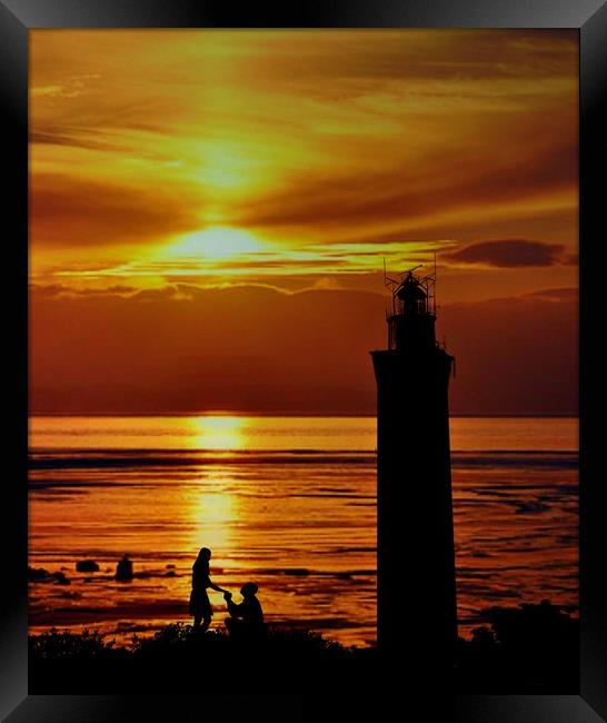 romantic sunset Framed Print by sue davies