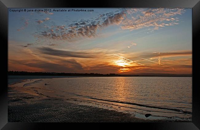 gentle sunrise Framed Print by jane dickie