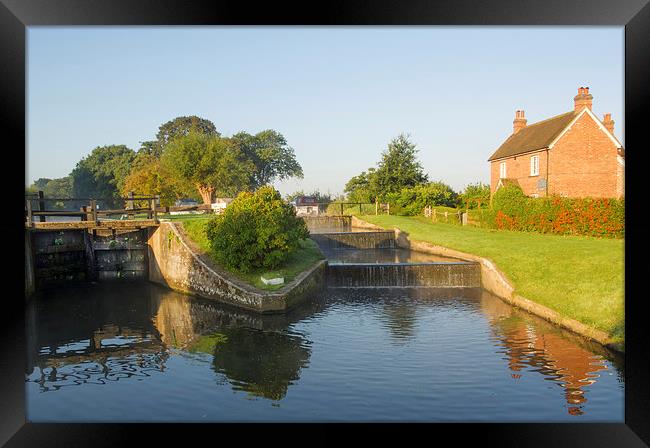  PAPERCOURT LOCK SURREY Framed Print by Clive Eariss