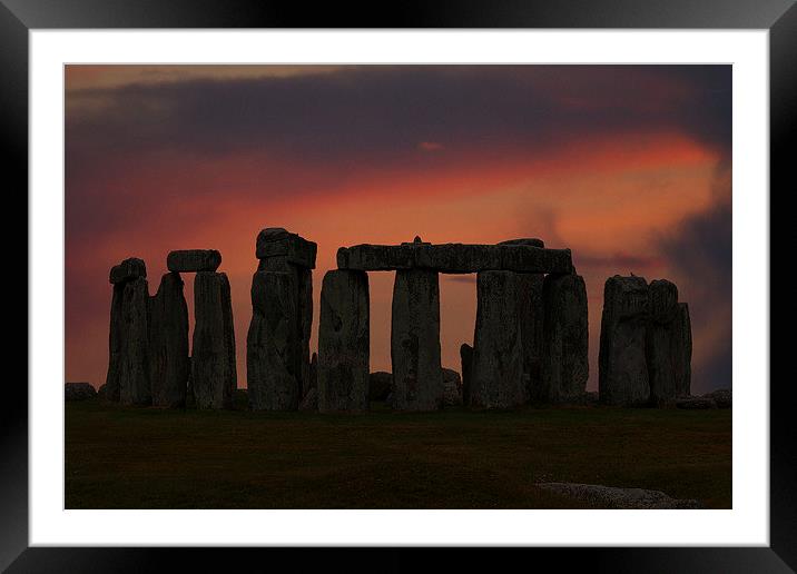 Stonehenge sunset Framed Mounted Print by Elaine Pearson
