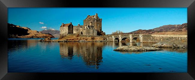  Eilean Donan Castle Framed Print by Macrae Images