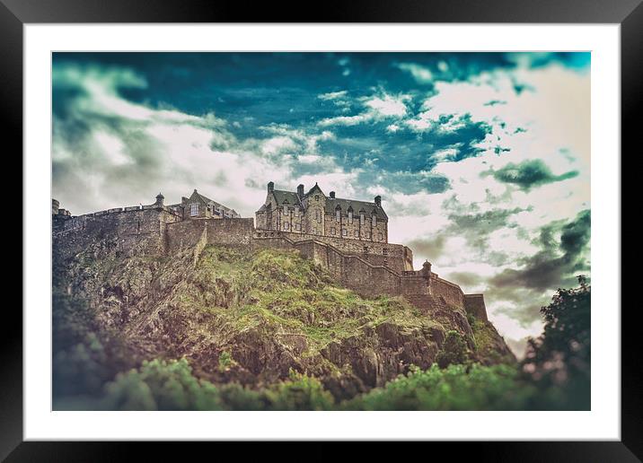 Edinburgh Castle Framed Mounted Print by Fraser Hetherington
