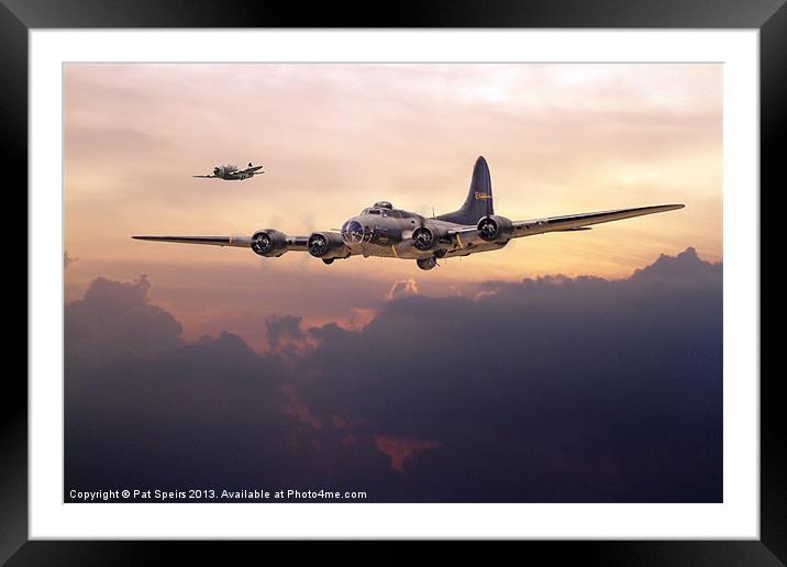 B17 - Last Home Framed Mounted Print by Pat Speirs