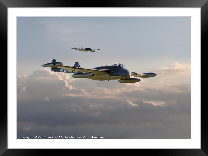 DH 112 - Venom Framed Mounted Print by Pat Speirs