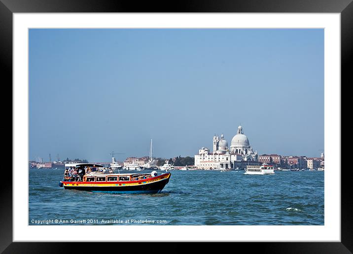 Venice Tourists Framed Mounted Print by Ann Garrett