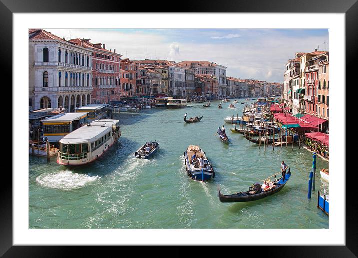 Canale Grande, Venezia Framed Mounted Print by Ann Garrett
