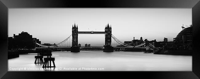 Tower Bridge Framed Print by Vinicios de Moura
