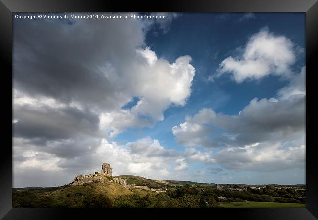 Cloudy day over Corfe Castle Framed Print by Vinicios de Moura