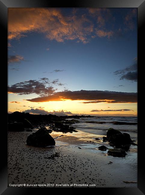 Ayrshire beach sunset Framed Print by duncan speirs