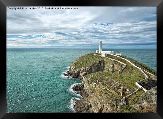 South Stack Lighthouse  Framed Print by Rick Lindley