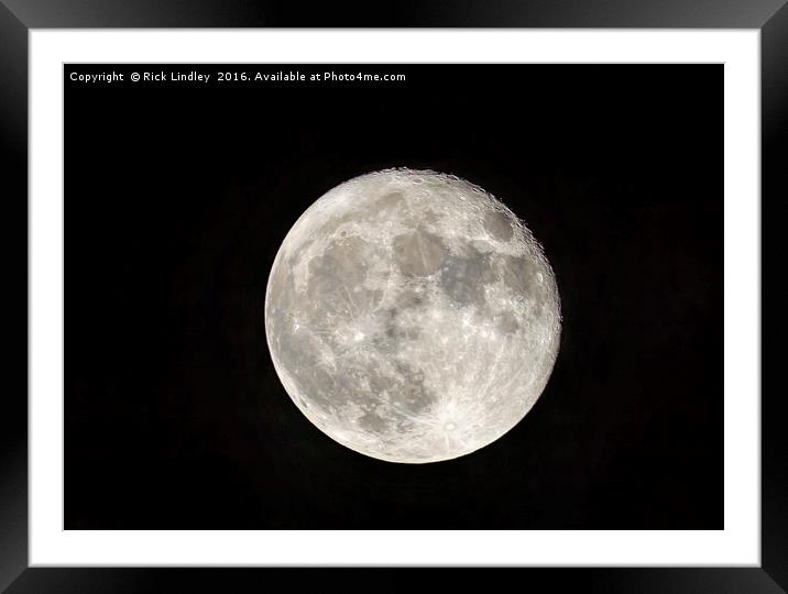 SuperMoon Framed Mounted Print by Rick Lindley