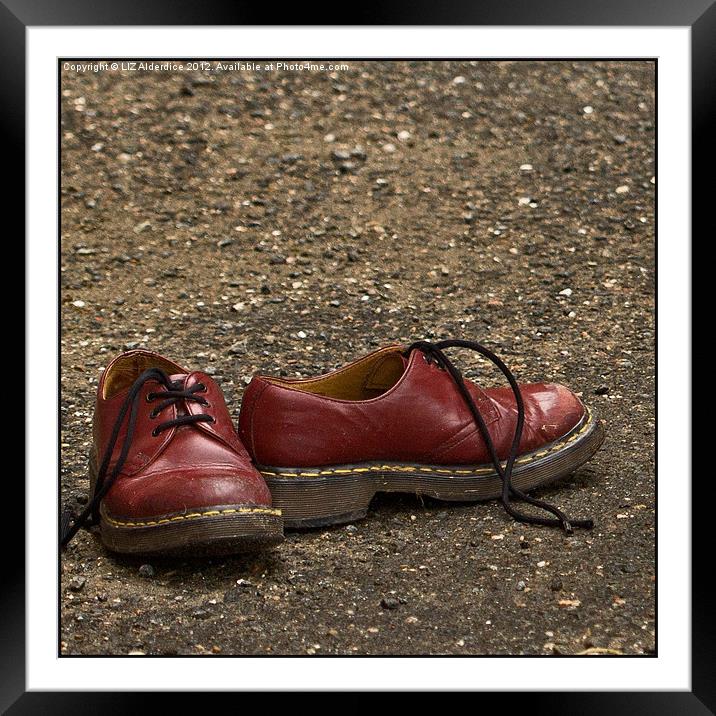 Red Shoes Framed Mounted Print by LIZ Alderdice