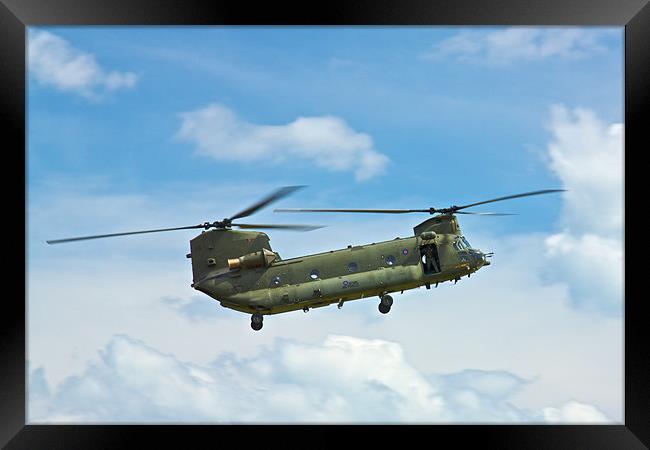 Boeing Chinook HC2 Framed Print by David Yeaman