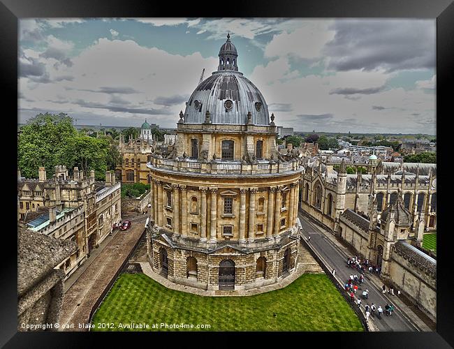 radcliffe camera Framed Print by carl blake