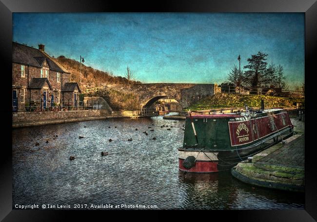 Brecon Canal Basin in Winter Framed Print by Ian Lewis