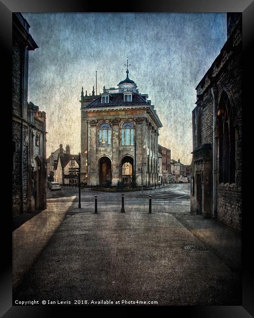 The Town Hall At Abingdon Framed Print by Ian Lewis