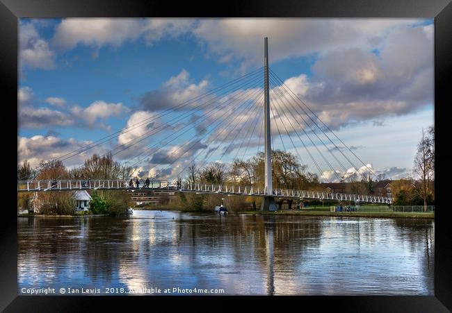 Footbridge Over The Thames At Reading Framed Print by Ian Lewis