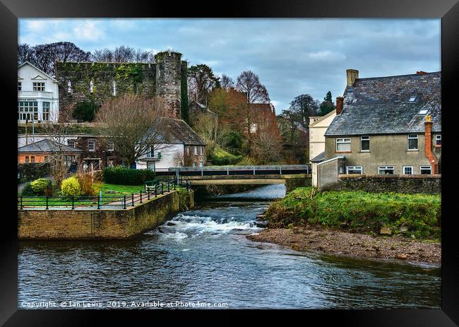 The Castle At Brecon Framed Print by Ian Lewis