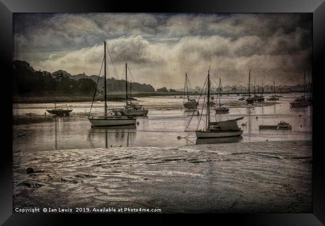 The River Deben at Woodbridge Framed Print by Ian Lewis