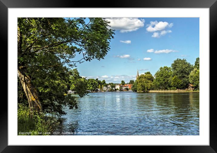 Nearing Marlow on Thames Framed Mounted Print by Ian Lewis
