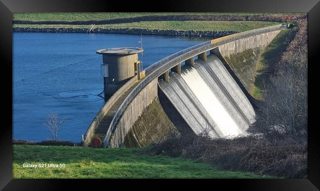 Drift dam Framed Print by keith sutton