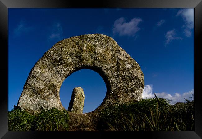 Men-an-tol Framed Print by keith sutton