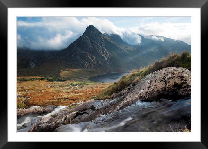 Towards Tryfan Framed Mounted Print by carl barbour canvas