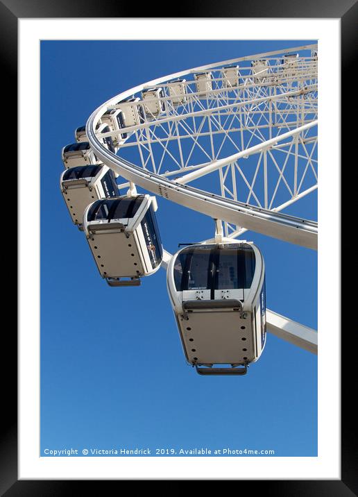 Brighton wheel Framed Mounted Print by Victoria Hendrick