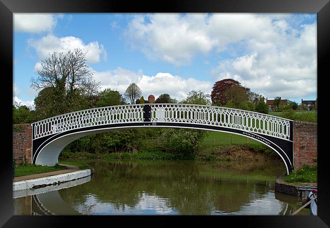 Iron Bridge at Braunston Locks Framed Print by Bill Simpson