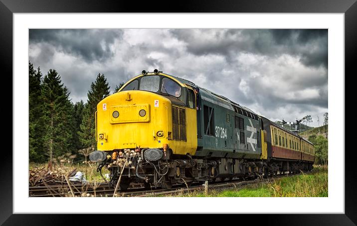 Class 37 diesel loco 37264,  Framed Mounted Print by Rob Lester