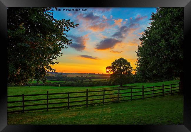  End of a good day Framed Print by Ian Purdy
