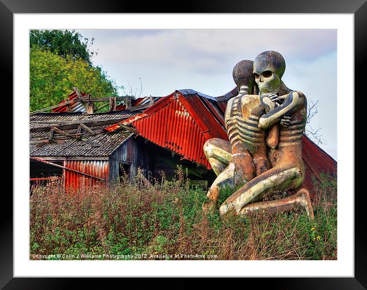 Checkendon Sculpture – The Nuba Embrace Framed Mounted Print by Colin Williams Photography