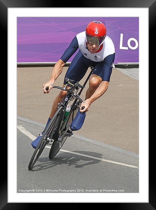 Bradley Wiggins  - Going For Gold - London 2012 Framed Mounted Print by Colin Williams Photography